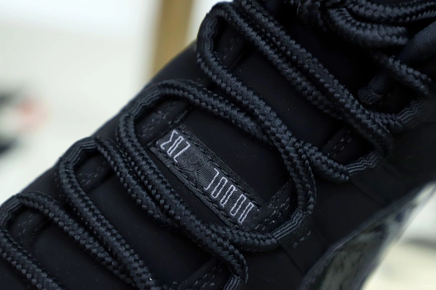 AND 'CAP RETRO 11 GOWN' AIR JORDAN 1116